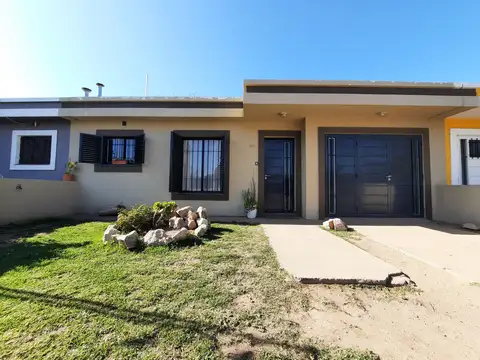 Casa en Alquiler en Colonia Caroya, $ 700.000