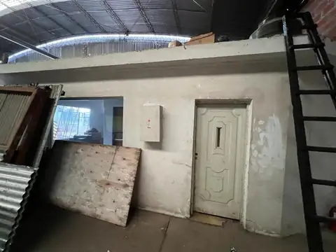 Galpon en Venta en Zarate, USD 110.000