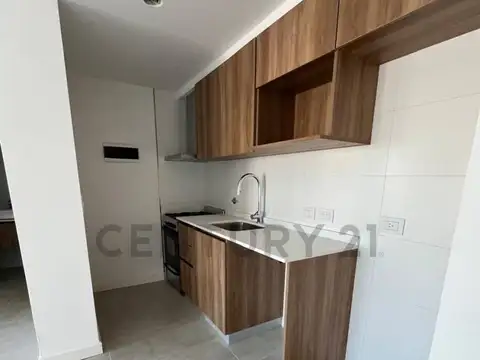 Rio de Janeiro 500, Piso 3