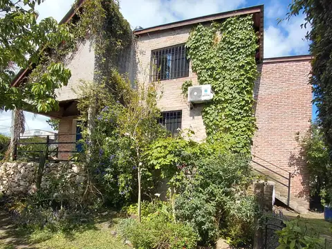 Venta CASA, 2 dorm., GRAN PARQUE, Nuevo París