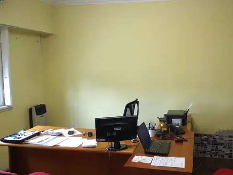 Hermoso galpon de 320m2
