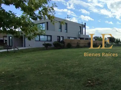 Terreno en Venta en El Canton, USD 115.000