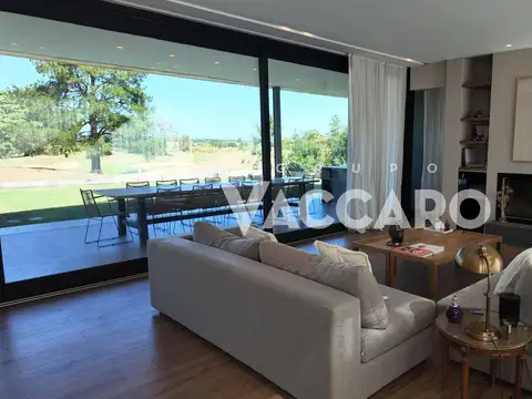 Casa en Venta al Oeste