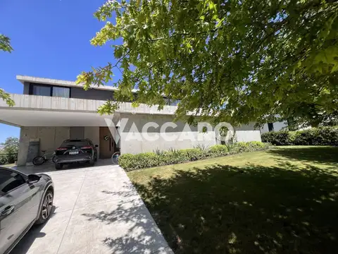 Casa en Venta Buenos Aires Golf