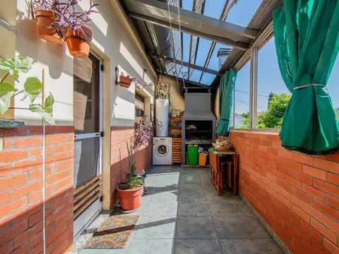 VENTA PH 4 AMBIENTES OLIVOS SIN EXPENSAS