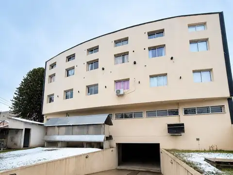 Oficina en Alquiler en San Carlos de Bariloche, $ 700.000