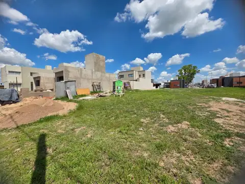 VENTA LOTE APTO DUPLEX RINCONES MANANTIALES APTO DUPLEX