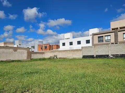 LOTE APTO DUPLEX 268m2 CENTRAL RINCONES MANANTIALES