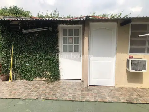 Depto Tipo Casa en Alquiler en Moreno, $ 380.000