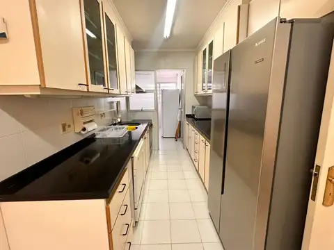 Departamento 5 ambientes con 4 baños