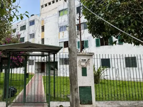 General Álvarez 1250 , Piso 1