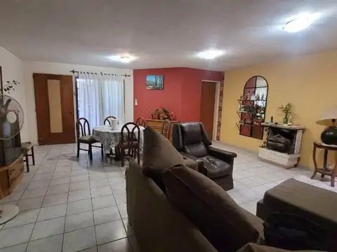 Casa en Venta en Mendoza, USD 120.000