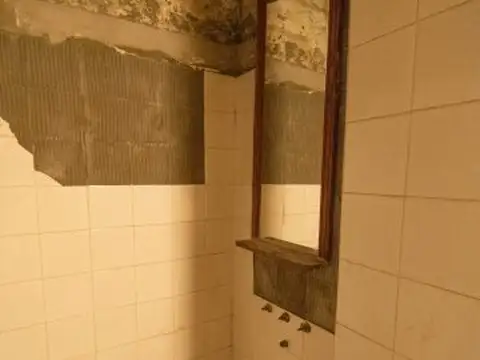 Galpon en Venta 10  mts Frente