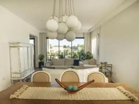 VENTA CASA EN SANTA LUCIA - PILAR DEL ESTE