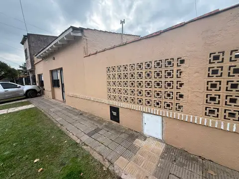 Depto Tipo Casa en Venta de 4 ambientes
