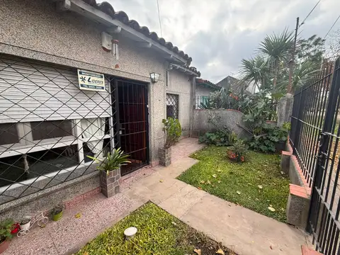 Depto Tipo Casa en Venta en Longchamps, USD 79.000