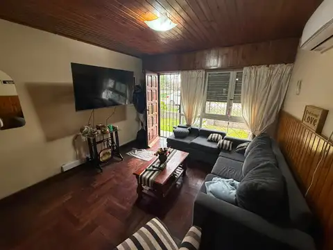Depto Tipo Casa en Venta 51 años