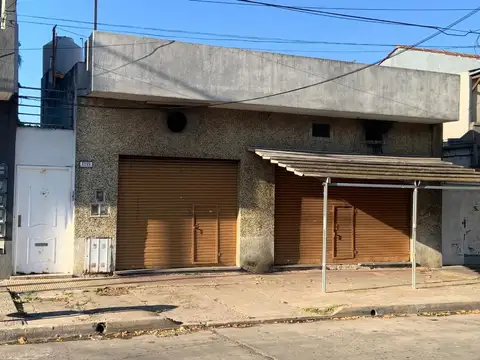 Venta Casa 4 ambientes con Locales El Palomar