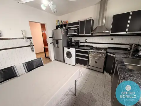 Depto Tipo Casa en Venta con 2 cocheras