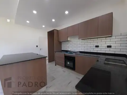 Casa 4 ambientes con 2 baños