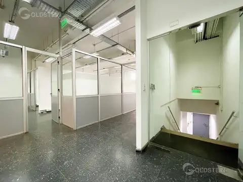 Oficina en Alquiler 70 años