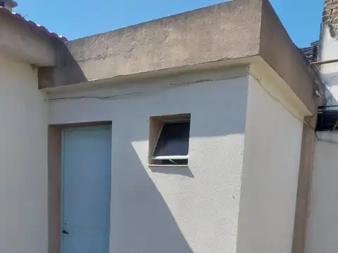 Casa 4 ambientes con 4 baños