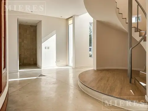 Casa en Venta en Los Ombúes, USD 895.000