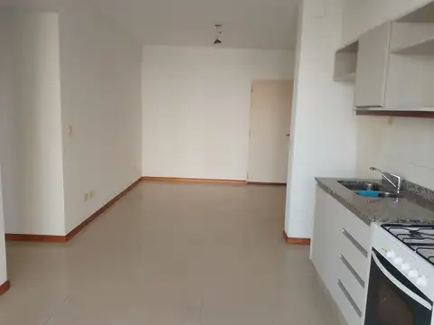 Departamento 2 ambiente- Bcon. al Frente- Muy Luminoso.-