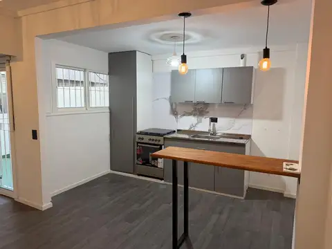 Oficina 2 ambientes con 1 baño