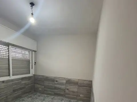 Depto Tipo Casa en Venta en Burzaco, USD 70.000