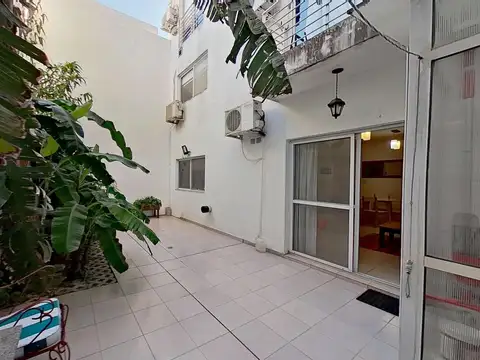 PH en Venta de 3 ambientes con Patio Propio (8 años de antiguedad)
