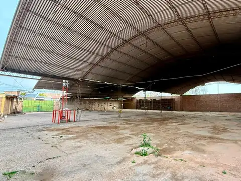 Venta de galpon y tinglado de 1470m2 godoy cruz