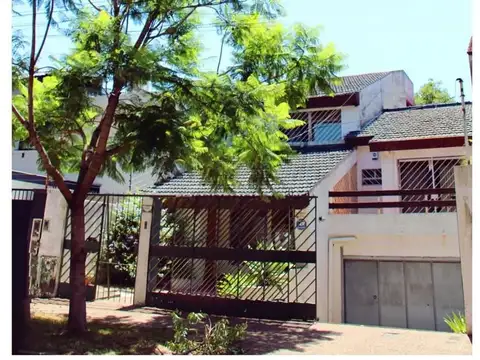 Venta casa 10 ambientes con Florida Vicente Lopez