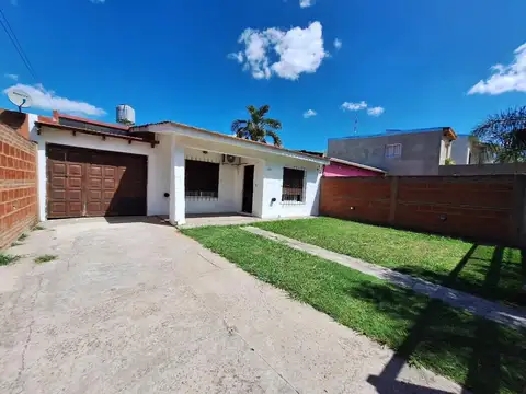 CASA EN VENTA - OTAMENDI
