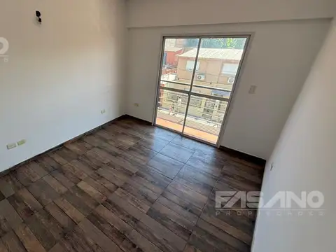DEPTO 3 AMB. A ESTRENAR C/ PATIO Y BALCON