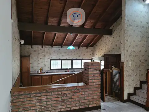 Casa 3 ambientes con 1 baño