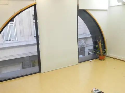 Excelente oficina en Alquiler y/o Venta en Microcentro