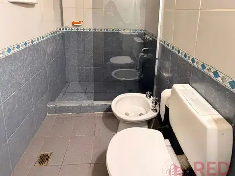 Casa 5 ambientes con 1 baño