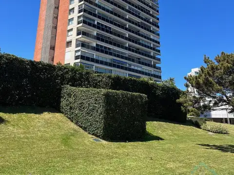 Departamento en Venta de 6 ambientes