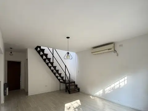 Casa en Alquiler al Este