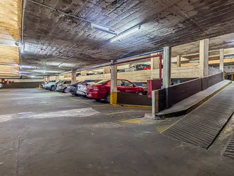 Alquiler cochera Recoleta con camara de seguridad