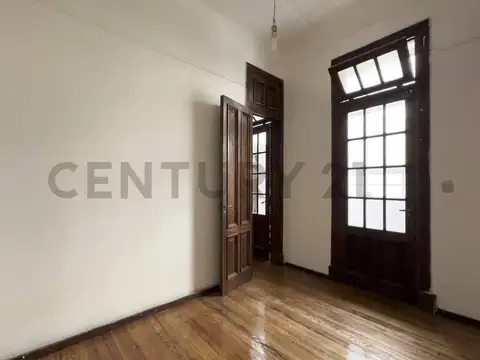 Departamento en Venta en Balvanera, USD 110.000