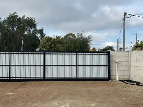 Alquiler galpón con oficina en Ruta 101 y Ruta 102