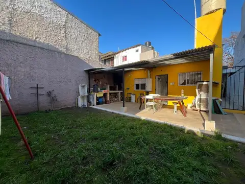 Depto Tipo Casa en Venta 24 años