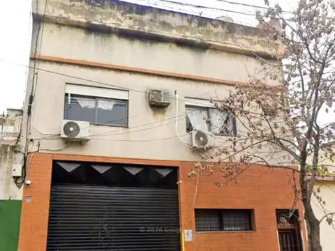 OPORTUNIDAD ! GALPON 3 PLANTAS LIBRES + OFICINAS + MONTACARG
