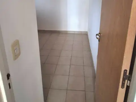 Departamento en Alquiler en Echesortu, $ 350.000