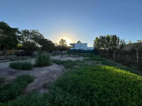 Terreno en Venta en San Francisco Del Monte, USD 54.500