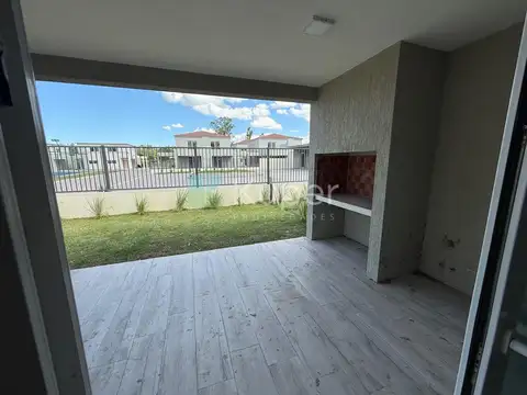 Casa en Venta en La Lonja, USD 175.000