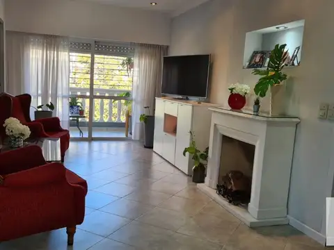 Depto Tipo Casa en Venta en Ramos Mejía, USD 129.000