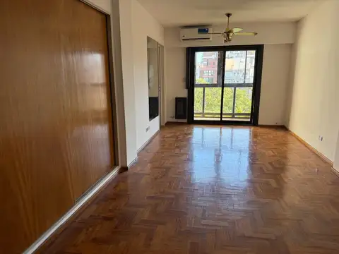 Avenida Cabildo 600, Piso 7